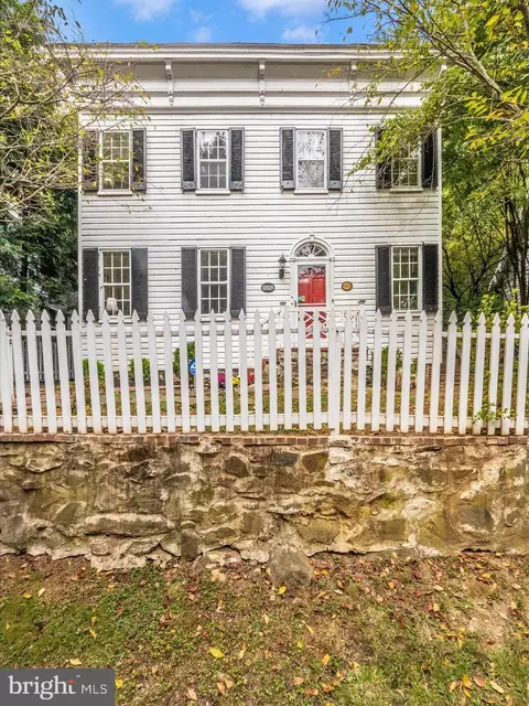 2328 Pickwick Rd, Baltimore, MD 21207