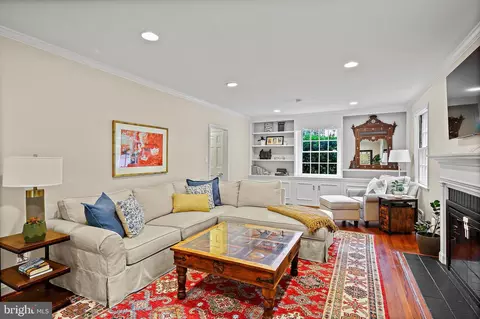Living - 120 Croydon Rd, Baltimore, MD 21212 photo 2 of 3