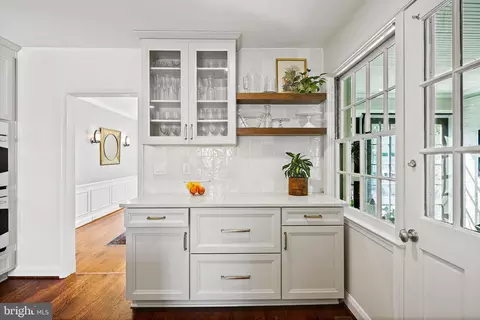Kitchen - 120 Croydon Rd, Baltimore, MD 21212 photo 3 of 5