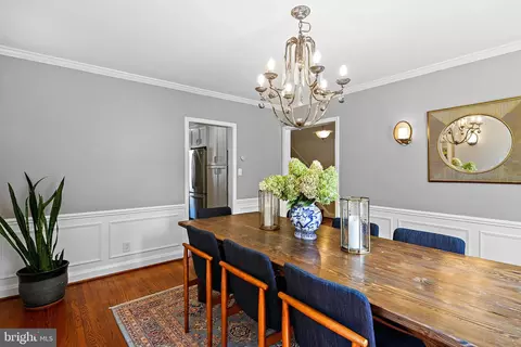 Dining - 120 Croydon Rd, Baltimore, MD 21212 photo 2 of 2