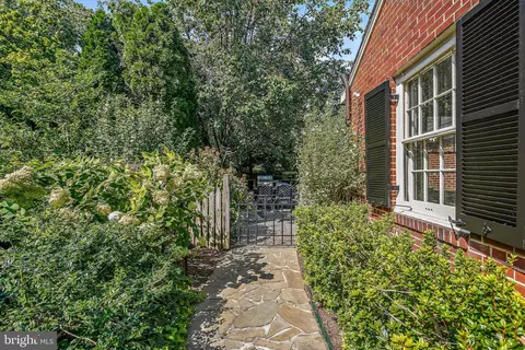 Exterior - 120 Croydon Rd, Baltimore, MD 21212 photo 8 of 38