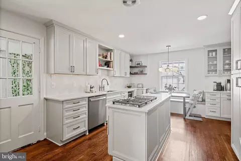 Kitchen - 120 Croydon Rd, Baltimore, MD 21212 photo 1 of 5