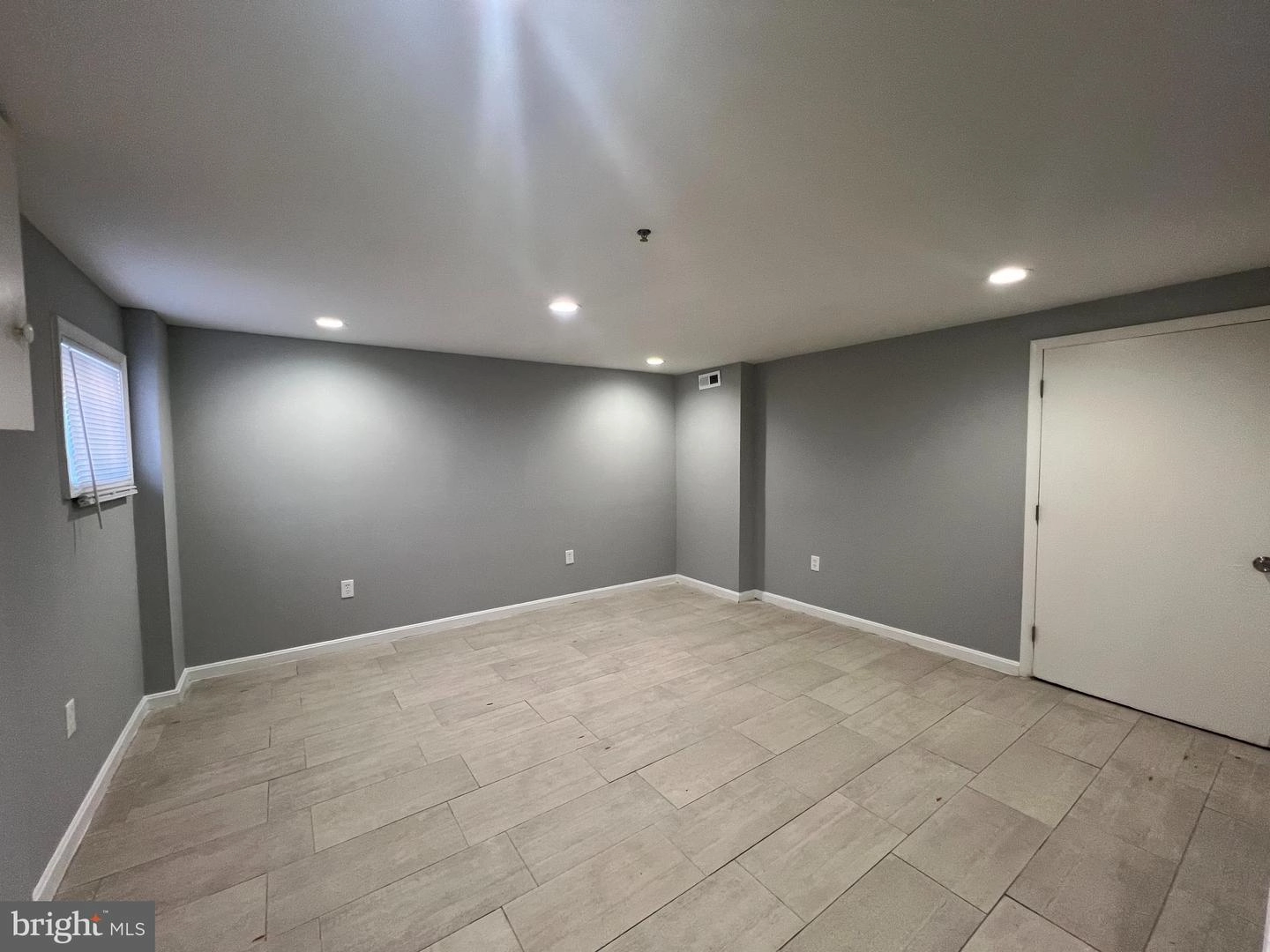 Living - 2124 Brunt St, Baltimore, MD 21217 photo 3 of 3