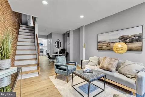 1251 Sargeant St, Baltimore, MD 21223