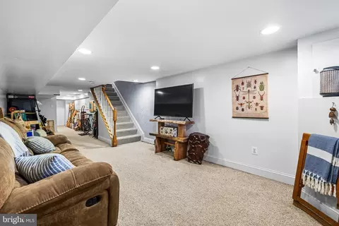 Entry Way - 1455 Andre St, Baltimore, MD 21230 photo 13 of 13