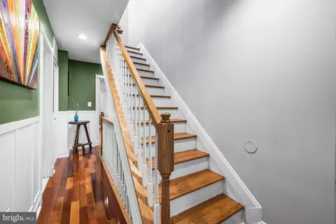 Entry Way - 1455 Andre St, Baltimore, MD 21230 photo 11 of 13