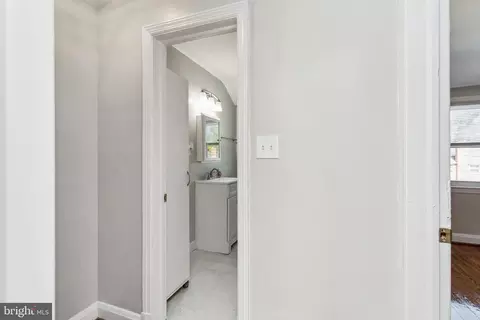 3394 Saint Benedict St, Baltimore, MD 21229 photo 25