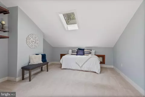 Bedroom - 1805 Fleet St, Baltimore, MD 21231 photo 5 of 7