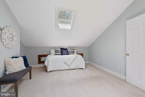Bedroom - 1805 Fleet St, Baltimore, MD 21231 photo 6 of 7