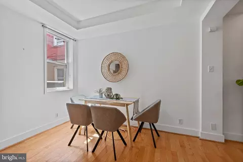 Dining - 1805 Fleet St, Baltimore, MD 21231 photo 2 of 4
