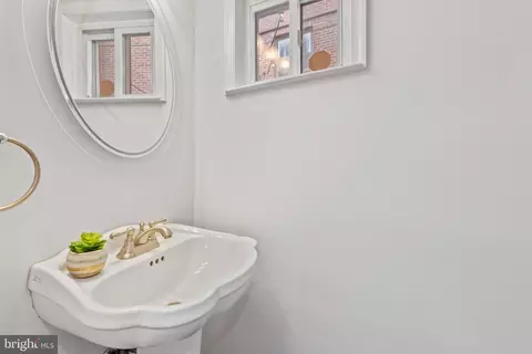 Bath - 1805 Fleet St, Baltimore, MD 21231 photo 1 of 4