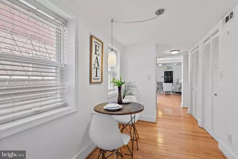 Dining - 1805 Fleet St, Baltimore, MD 21231 photo 1 of 4