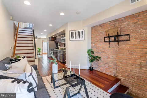 665 E Clement St, Baltimore, MD 21230 photo 8
