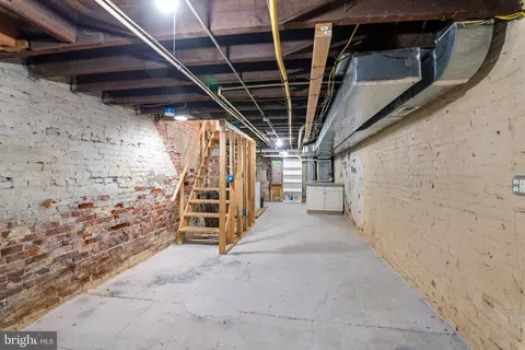 665 E Clement St, Baltimore, MD 21230 photo 20