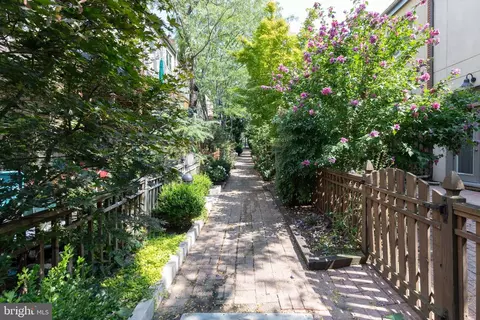 Exterior - 214 Grindall St, Baltimore, MD 21230 photo 5 of 8