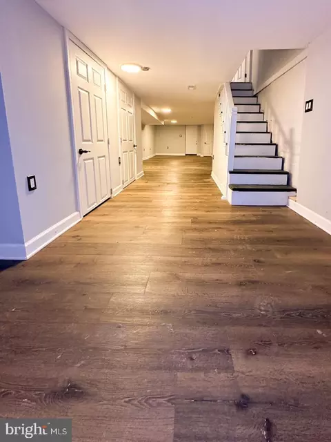 Entry Way - 436 E Patapsco Ave, Baltimore, MD 21225 photo 7 of 7