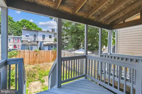 Exterior - 436 E Patapsco Ave, Baltimore, MD 21225 photo 3 of 4