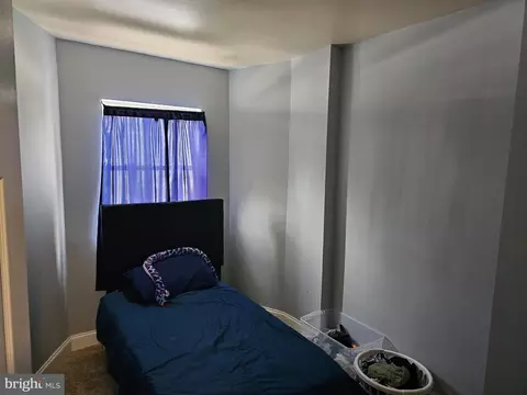 Bedroom - 1122 Myrtle Ave, Baltimore, MD 21201 photo 2 of 4
