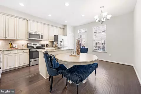 Other - 810 S Macon St, Baltimore, MD 21224 photo 5 of 8