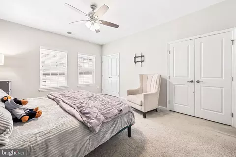Bedroom - 810 S Macon St, Baltimore, MD 21224 photo 4 of 5