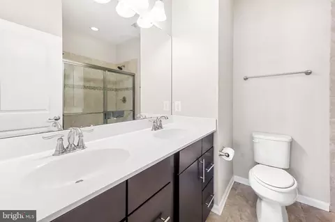 Bath - 810 S Macon St, Baltimore, MD 21224 photo 1 of 2