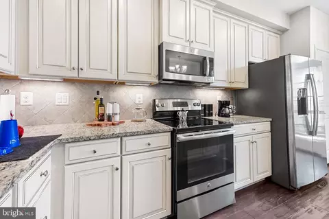 Kitchen - 810 S Macon St, Baltimore, MD 21224 photo 1 of 4