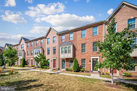 Exterior - 810 S Macon St, Baltimore, MD 21224 photo 4 of 4