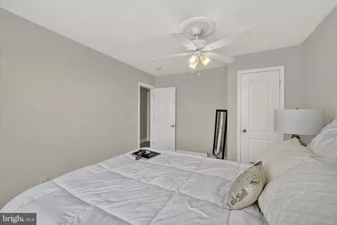 Bedroom - 2804 E Federal St, Baltimore, MD 21213 photo 3 of 3
