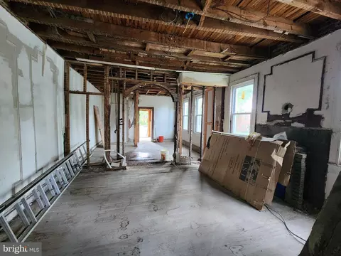 3531 Oakmont Ave, Baltimore, MD 21215 photo 4