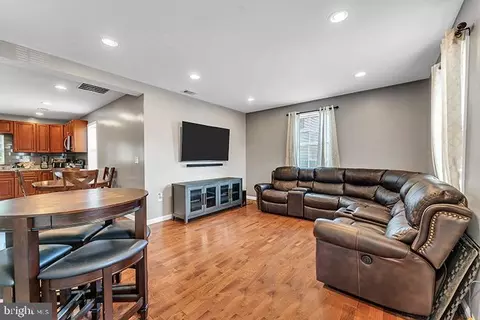 74 N Monastery Ave, Baltimore, MD 21229 photo 13