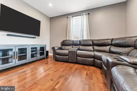 74 N Monastery Ave, Baltimore, MD 21229 photo 16