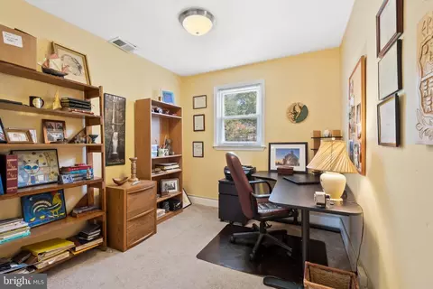 928 E Lake Ave, Baltimore, MD 21212 photo 28