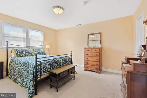 928 E Lake Ave, Baltimore, MD 21212 photo 18
