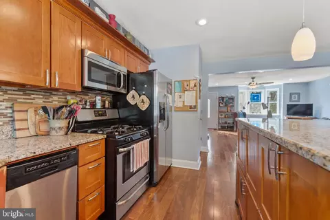 928 E Lake Ave, Baltimore, MD 21212 photo 16