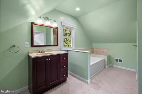 6500 Alta Ave, Baltimore, MD 21206 photo 18