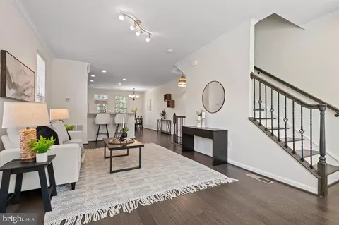 Entry Way - 1021 Mcdonogh St, Baltimore, MD 21205 photo 2 of 5