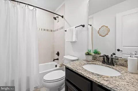 Bath - 1021 Mcdonogh St, Baltimore, MD 21205 photo 1 of 2