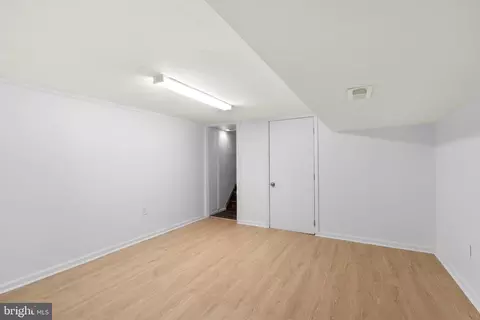 541 Mosher St, Baltimore, MD 21217 photo 18