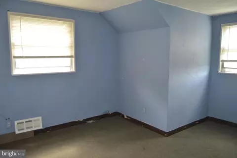 Bedroom - 4622 Bowleys Ln, Baltimore, MD 21206 photo 2 of 2