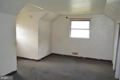 Bedroom - 4622 Bowleys Ln, Baltimore, MD 21206 photo 1 of 2