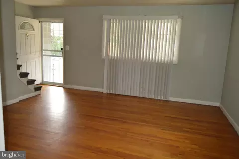 Living - 4622 Bowleys Ln, Baltimore, MD 21206 photo 6 of 6