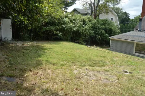 Exterior - 4622 Bowleys Ln, Baltimore, MD 21206 photo 5 of 7