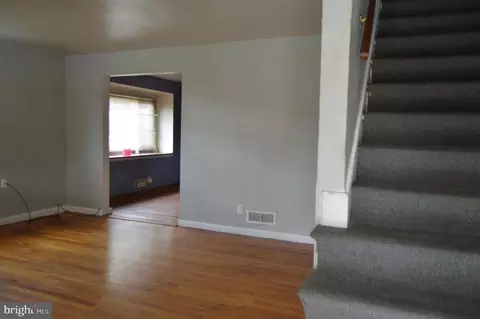 Entry Way - 4622 Bowleys Ln, Baltimore, MD 21206 photo 1 of 4