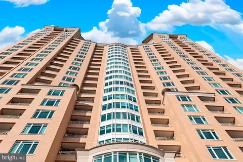 100 Harborview Dr #1804, Baltimore, MD 21230