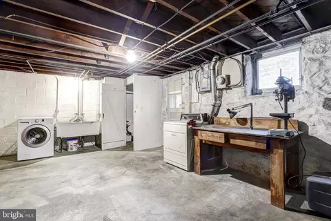 3705 Delverne Rd, Baltimore, MD 21218 photo 19