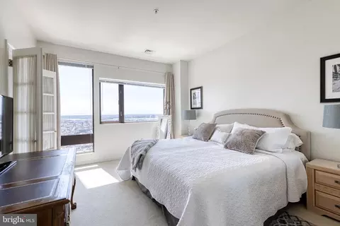 10 E Lee St #2303, Baltimore, MD 21202 photo 20