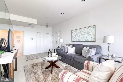 10 E Lee St #2303, Baltimore, MD 21202 photo 4