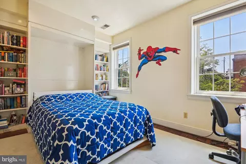Bedroom - 206 E Montgomery St, Baltimore, MD 21230 photo 3 of 5