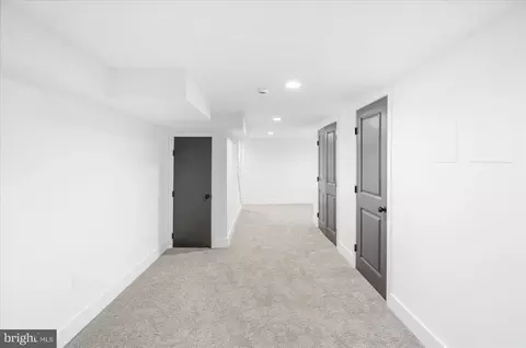 Entry Way - 722 E 21st St, Baltimore, MD 21218 photo 8 of 10