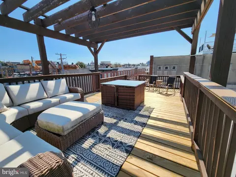 Exterior - 3109 Fleet St, Baltimore, MD 21224 photo 3 of 19